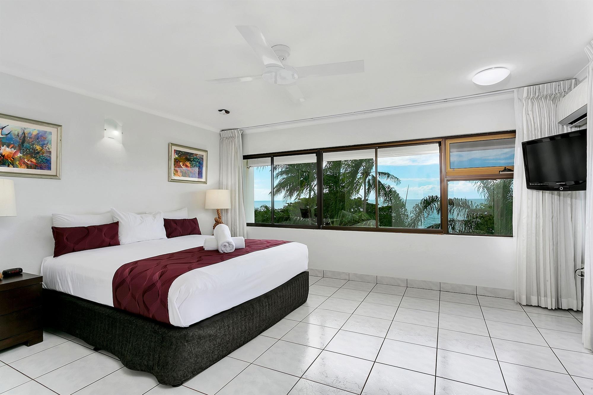 รอยดอนบีชฟร้อนท์อพาร์ทเม้น Aparthotel ทรินิตีบีช ภายนอก รูปภาพ